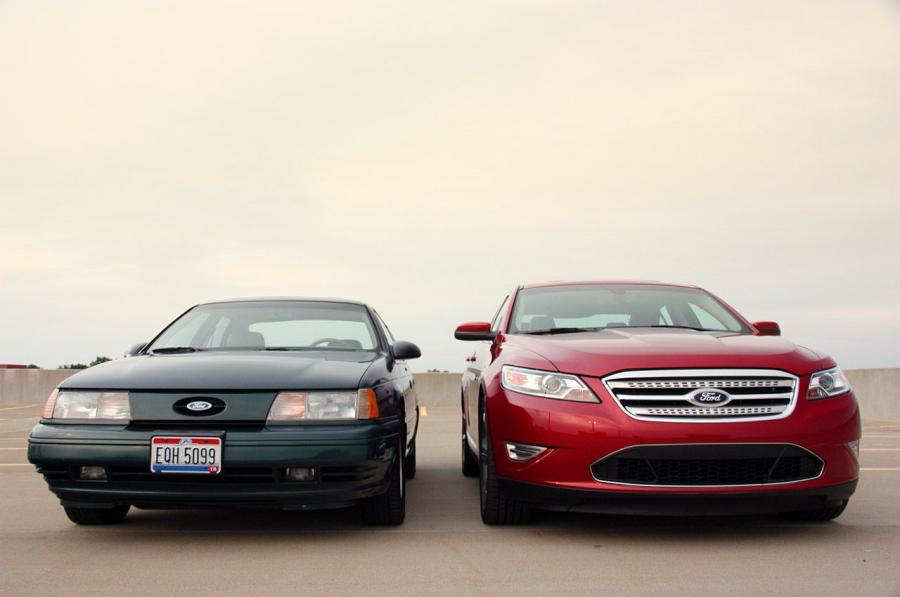  Ford Taurus SHO 2010 года  (фото 42 из 248)